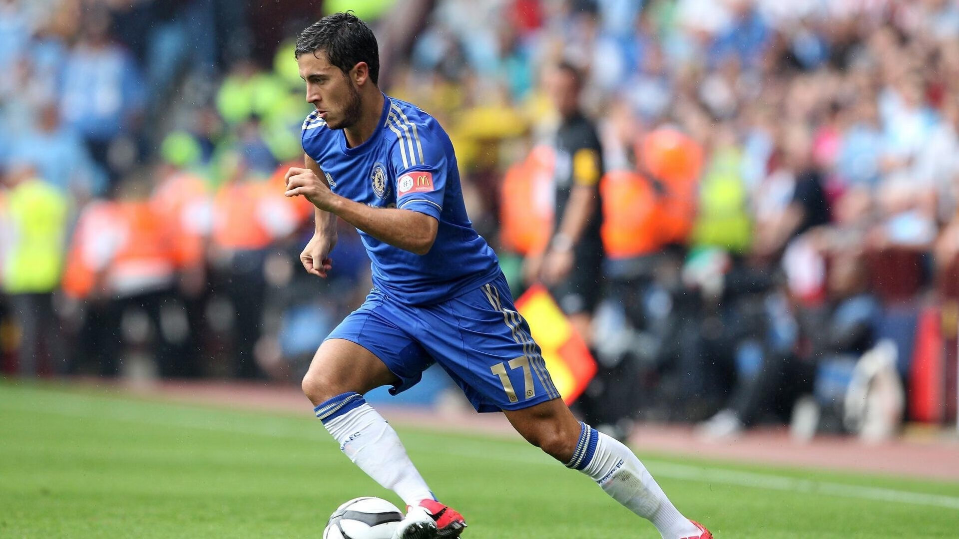 开云世界杯2026-旧怨冰释于无声处，周琦怒砍30+15率北京队险胜魔术写下救赎新篇